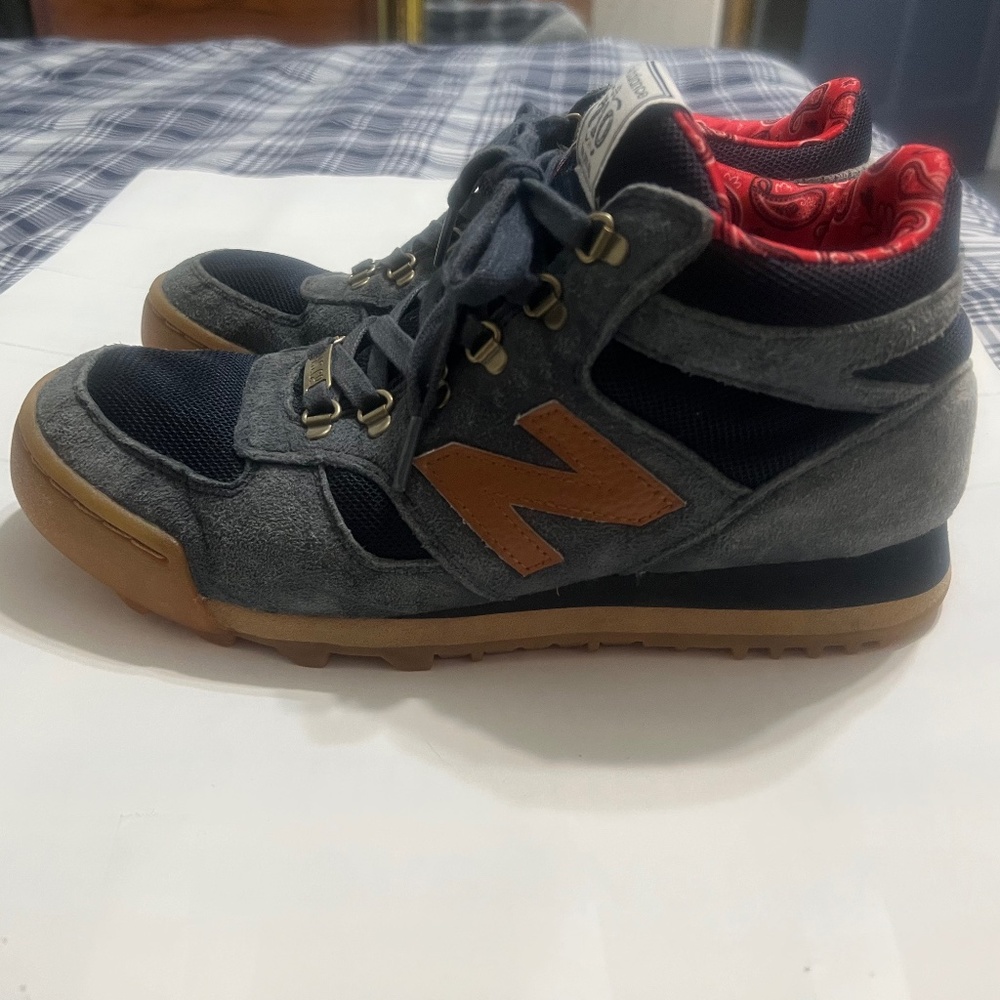 COPY - 8.5 Mens New Balance 710 Classic Hiking Shoe